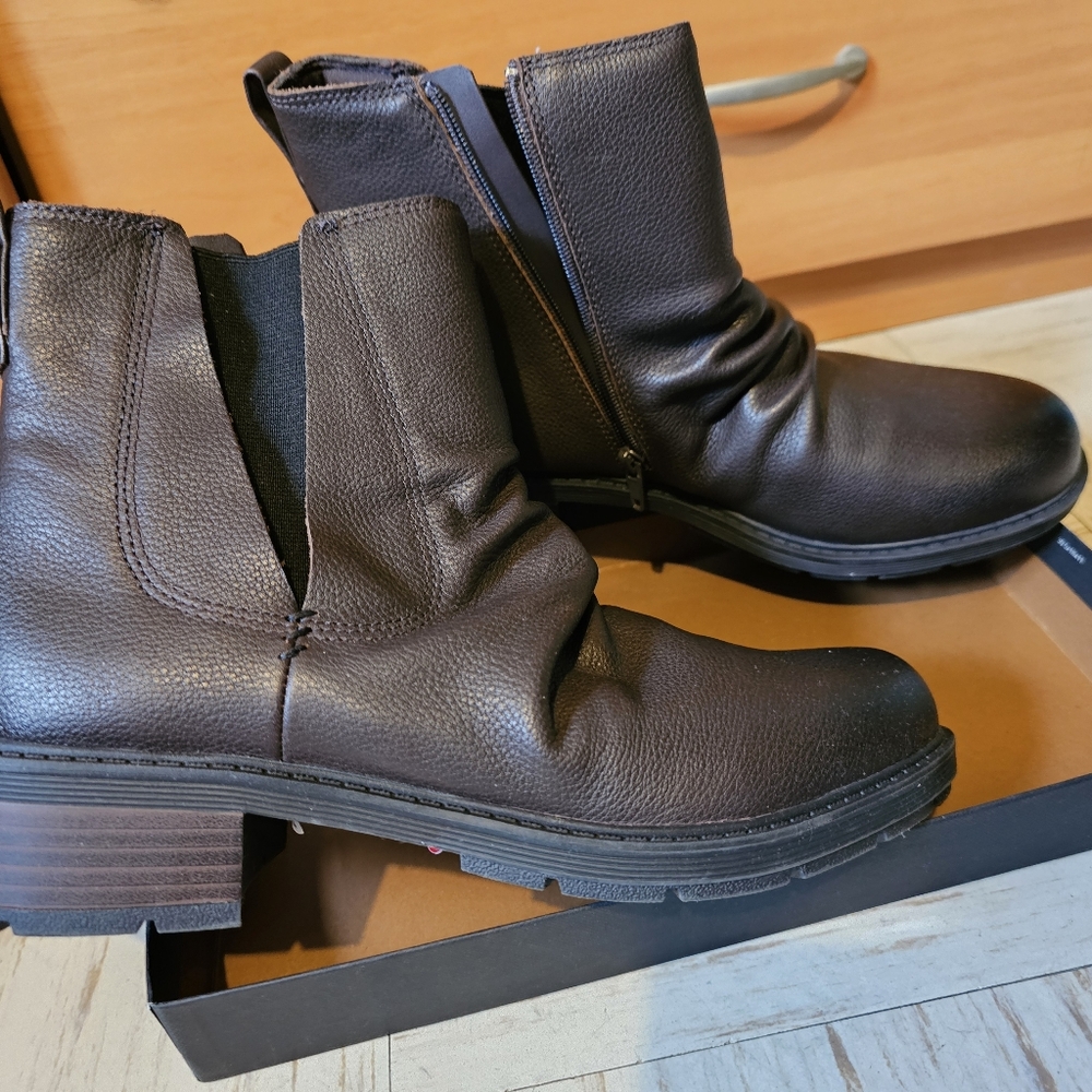 Clark boots